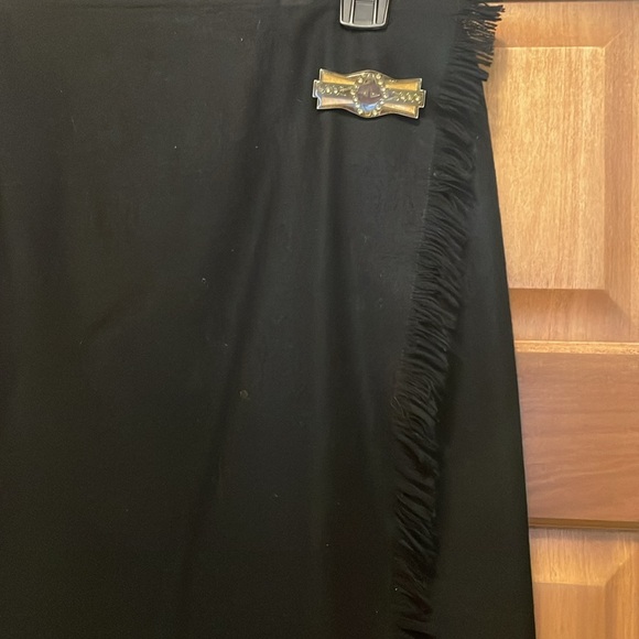 Black fringe wrap skirt - Picture 2 of 6